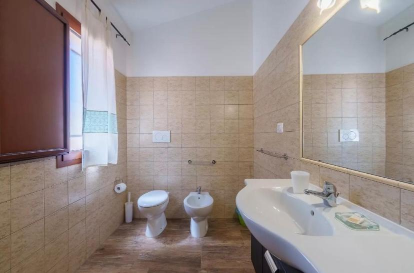 Agriturismo Gli Olivastri Appartamento Raggio Di Sole , Con Piscina E Vista Mare ,Climatizzatore,Wifi Алиенту Екстериор снимка